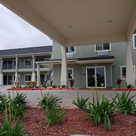 Scottish Inns & Suites - Crosby Extérieur photo