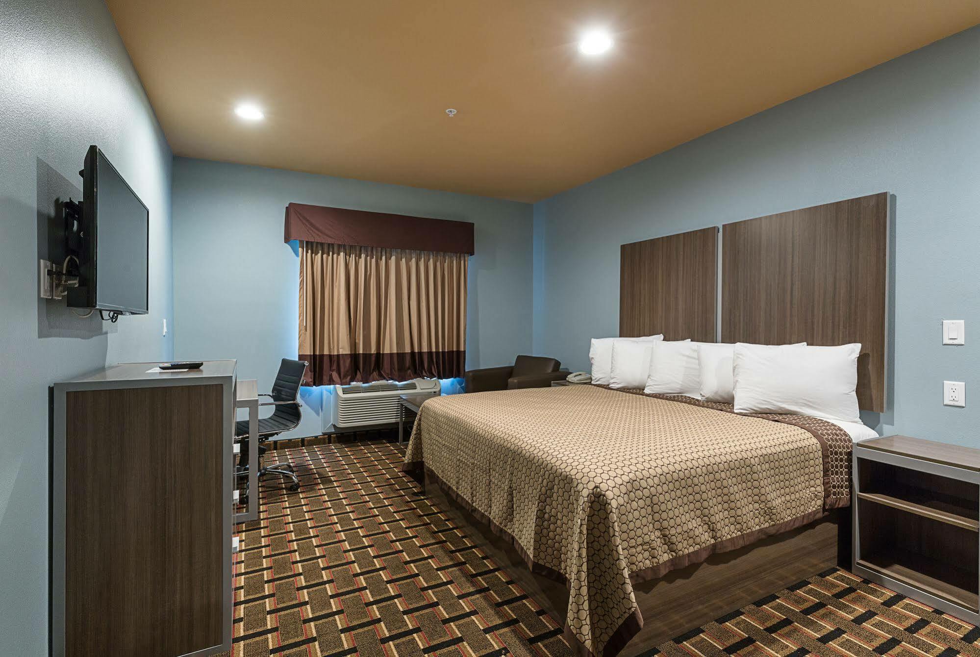 Scottish Inns & Suites - Crosby Extérieur photo